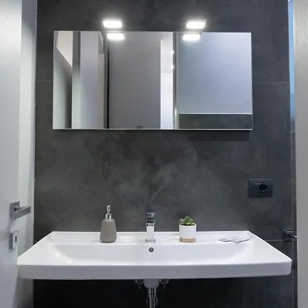 Am2 - Modernita E Comfort In Centro *